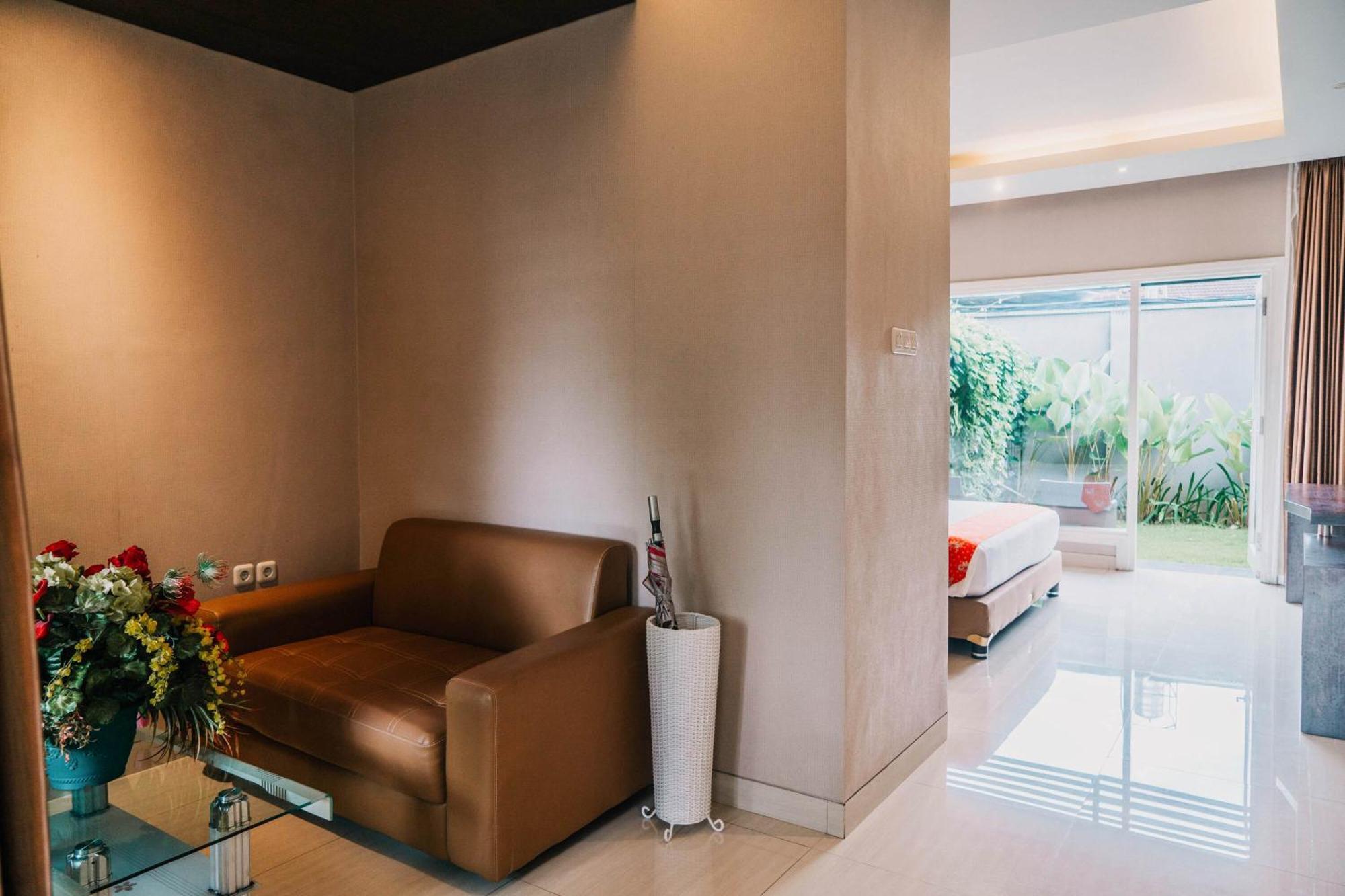 New Surya Hotel Banyuwangi  Dış mekan fotoğraf