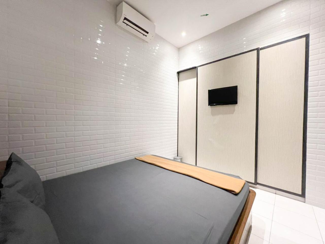 New Surya Hotel Banyuwangi  Dış mekan fotoğraf