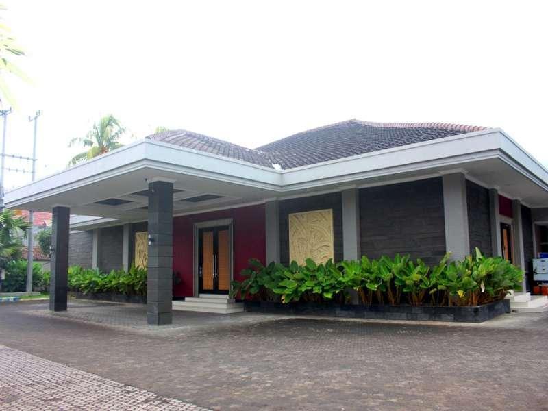 New Surya Hotel Banyuwangi  Dış mekan fotoğraf